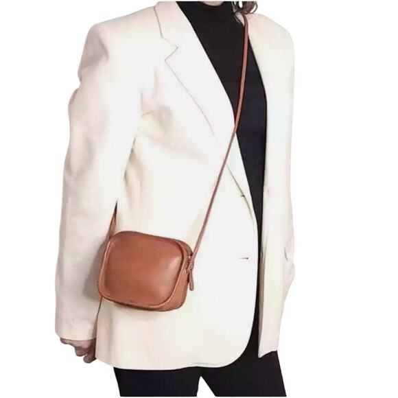 Coach Handbags - Sold/Coach Hadley 9935 British Tan Crossbody Bag